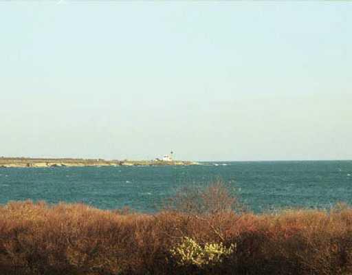 89 Cliff Drive, Narragansett