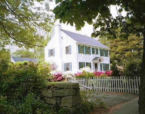 70 Old North Road, South Kingstown
