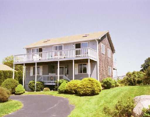 26 White Swan Drive, Narragansett