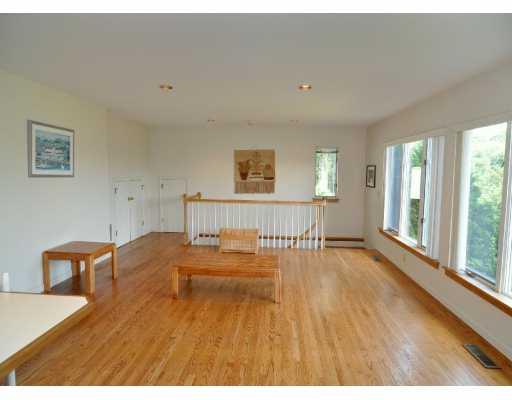 41 Camp Fuller Road, South Kingstown