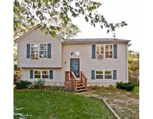 70 Twinleaf Trail, Narragansett