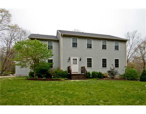 1145 Worden's Pond Road, Charlestown