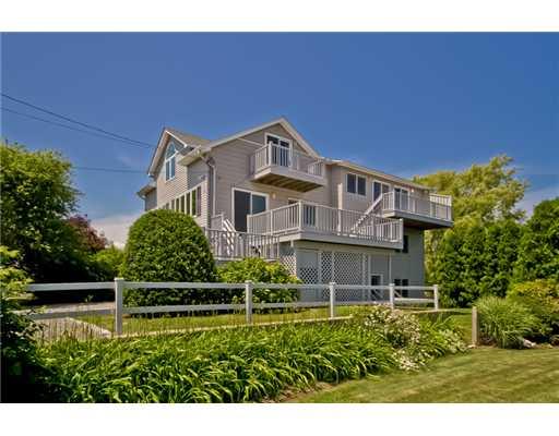 18 Riptide Road, Narragansett