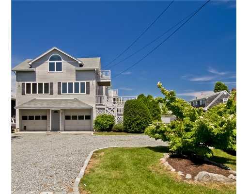 18 Riptide Road, Narragansett