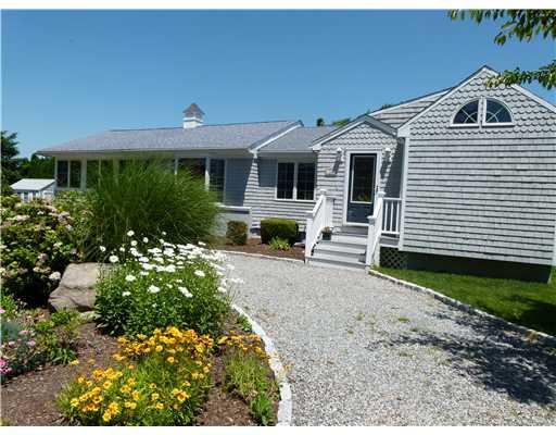 6 Green Acres Drive, Narragansett