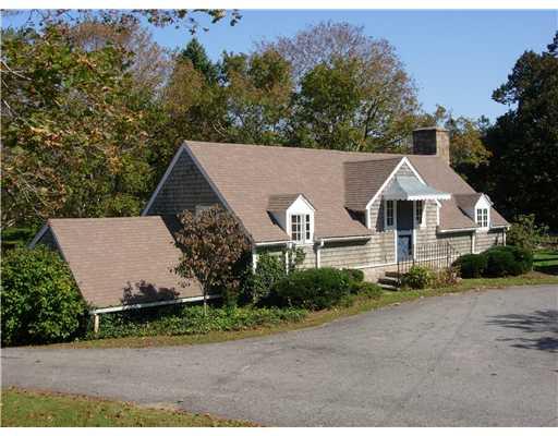 562 Post Road, South Kingstown