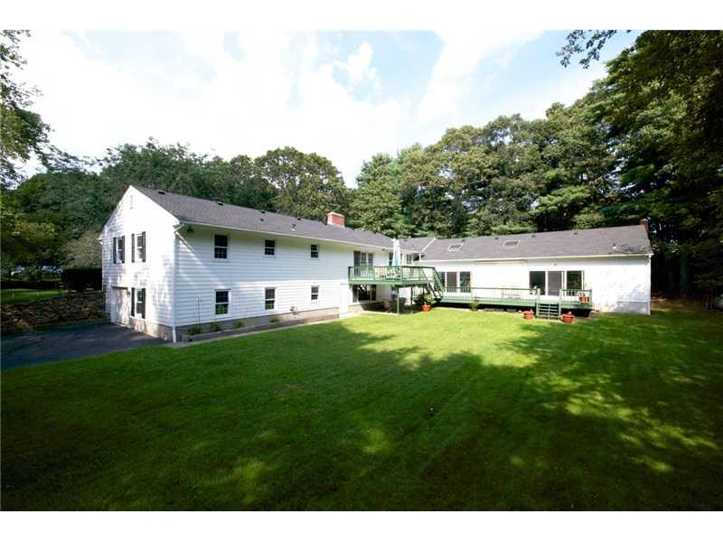 151 Fairfield Drive, North Kingstown