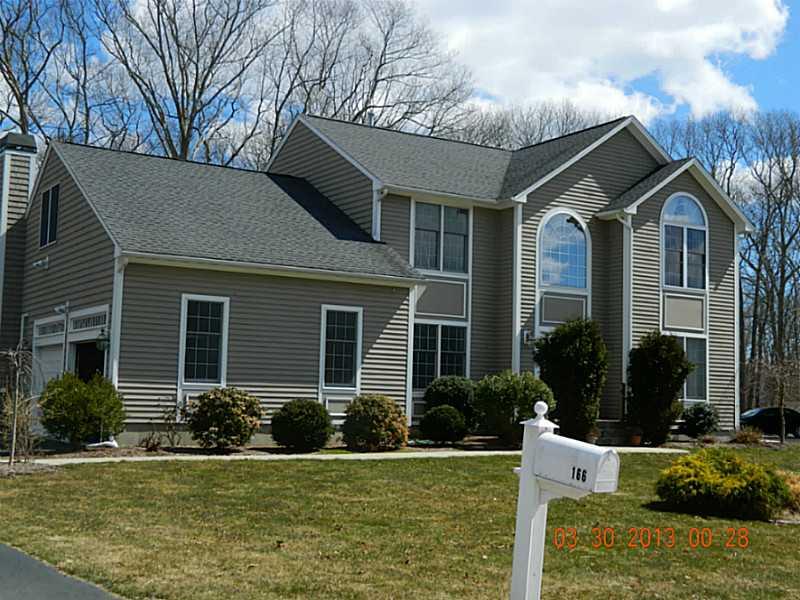 166 Windmill Drive, South Kingstown