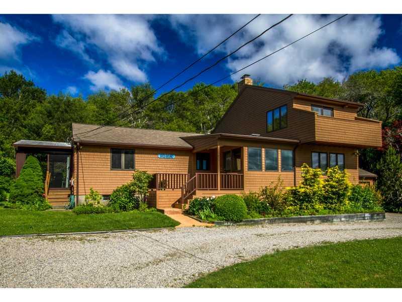 473 East Shore Road, Jamestown