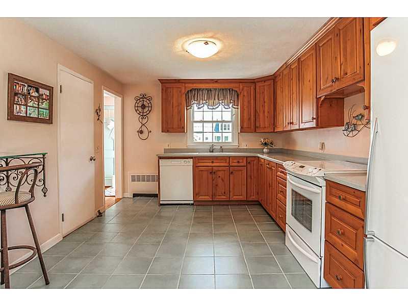 2 Quail Run, Westerly