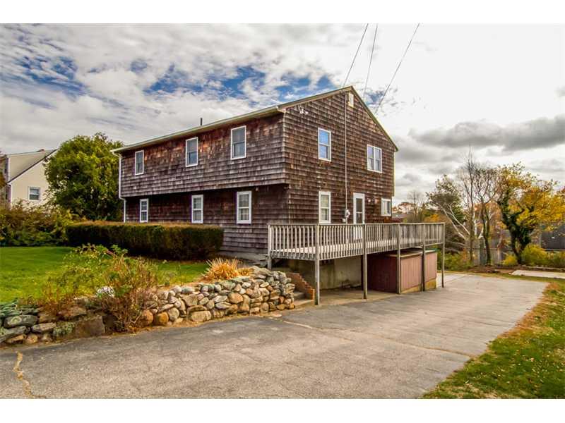 30 Hill Road, South Kingstown