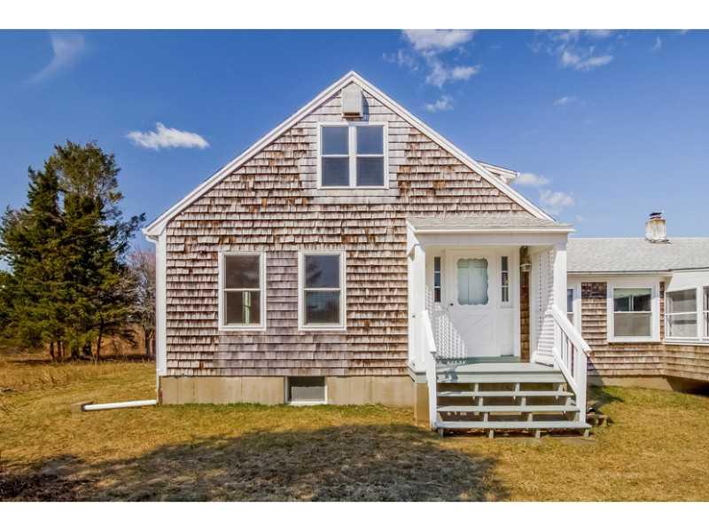 45 Hill Road, South Kingstown