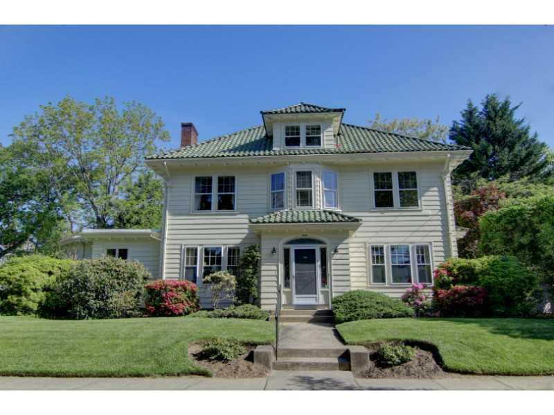 204 Freeman Parkway, Providence, RI 02906 MLS 1069330 Lila Delman