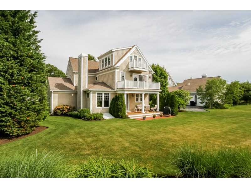 425 Wickford Point Road, North Kingstown