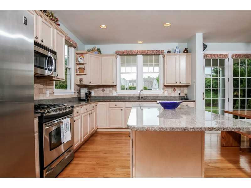 425 Wickford Point Road, North Kingstown