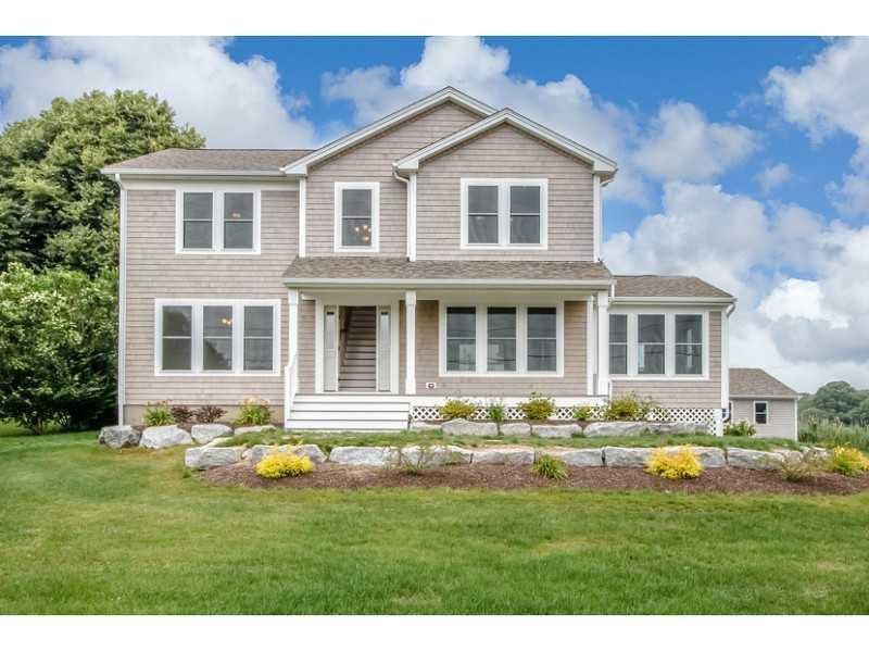 221 Foddering Farm Road, Narragansett