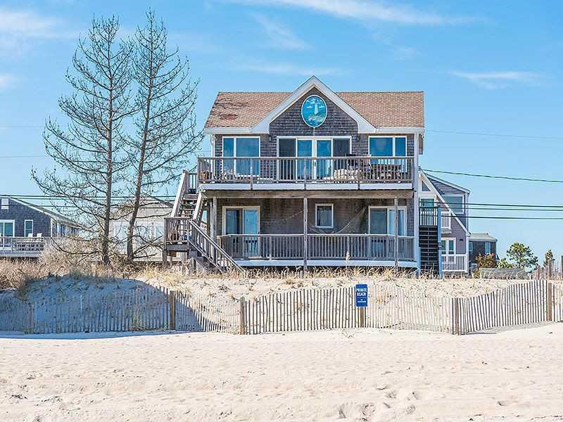 694 Charlestown Beach Road, Charlestown