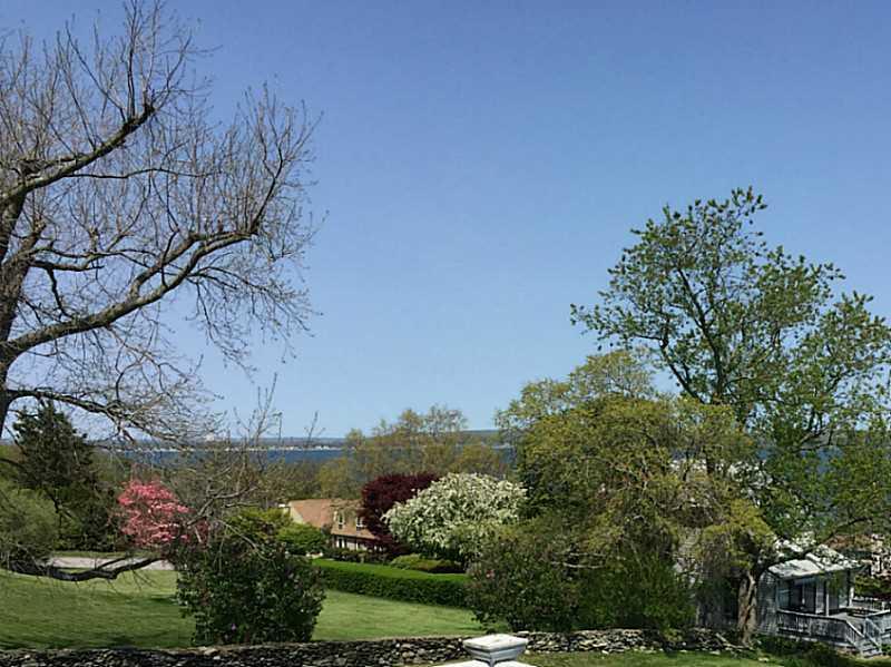 201 Ethel Drive, Portsmouth, RI 02871 MLS 1125794 Lila Delman