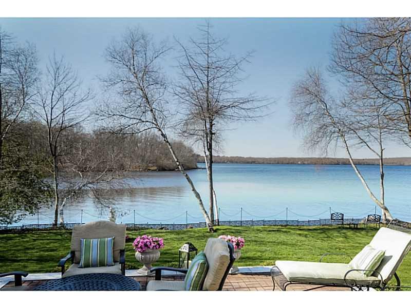 135 Indian Trail South, South Kingstown