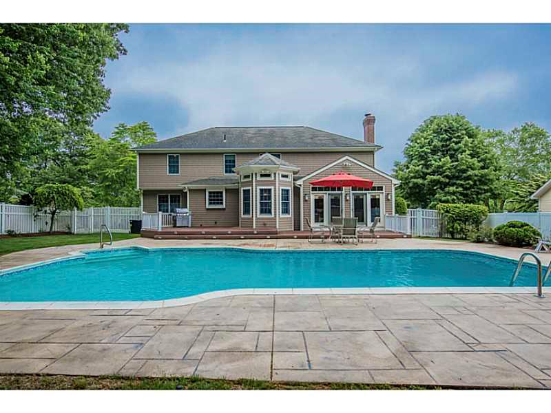 176 Wickham Road, North Kingstown