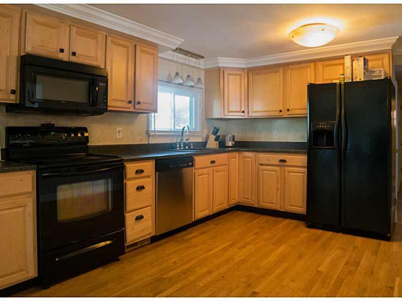 282 Glen Hills Drive, Cranston, RI 02920 MLS 1128389 Lila Delman