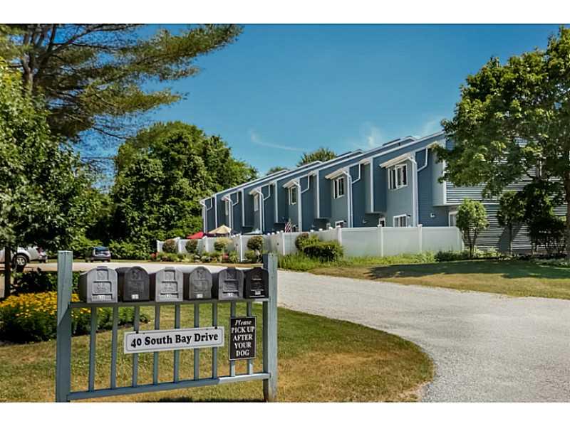 40 South Bay Drive  28, Narragansett