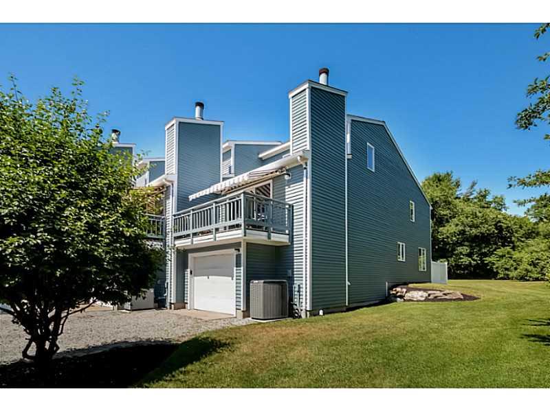 40 South Bay Drive  28, Narragansett