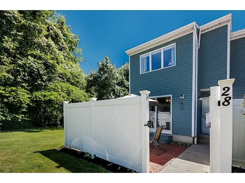 40 South Bay Drive  28, Narragansett