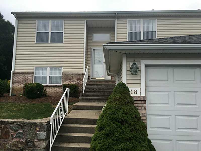 18 Lees Farm Commons Drive 18, North Providence, RI 02904 MLS