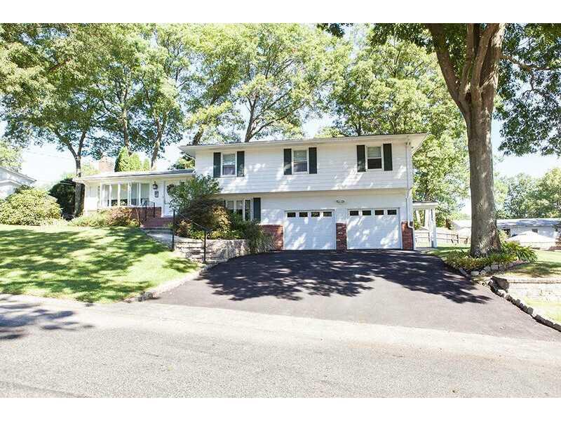 22 Colony Drive, Johnston, RI 02919 MLS 1136305 Lila Delman