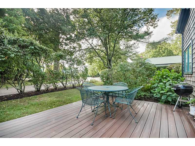 5 Gardencourt Drive  5, Narragansett