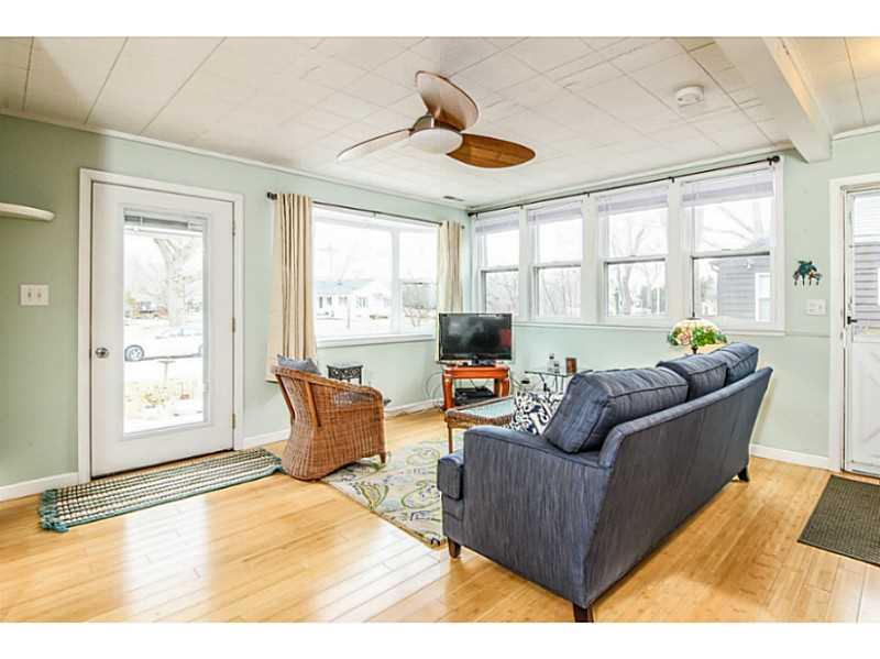 132 Riverside Drive, South Kingstown