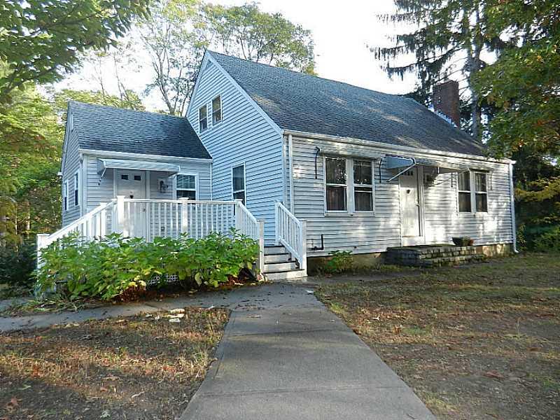 211 Knotty Oak Road, Coventry, RI 02816 MLS 1139576 Lila Delman