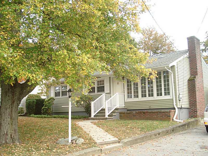 9 Overhill Road, Warren, RI 02885 MLS 1139883 Lila Delman