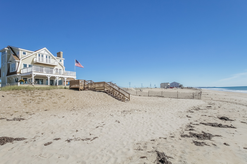 Misquamicut beachfront home sells for $1,625,000