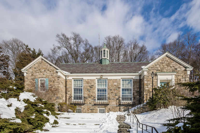 R.I. Real Estate Notes: One story where thousands once lived Tiverton’s old library up for sale