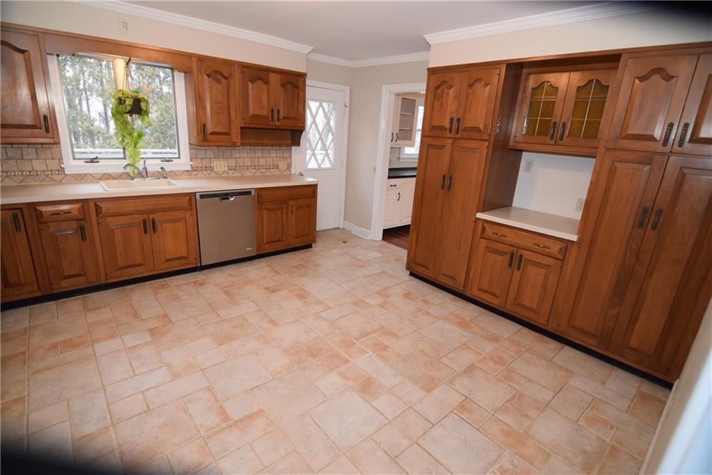 7 Morrone Court, Westerly, RI 02891 MLS 1153588 Lila Delman