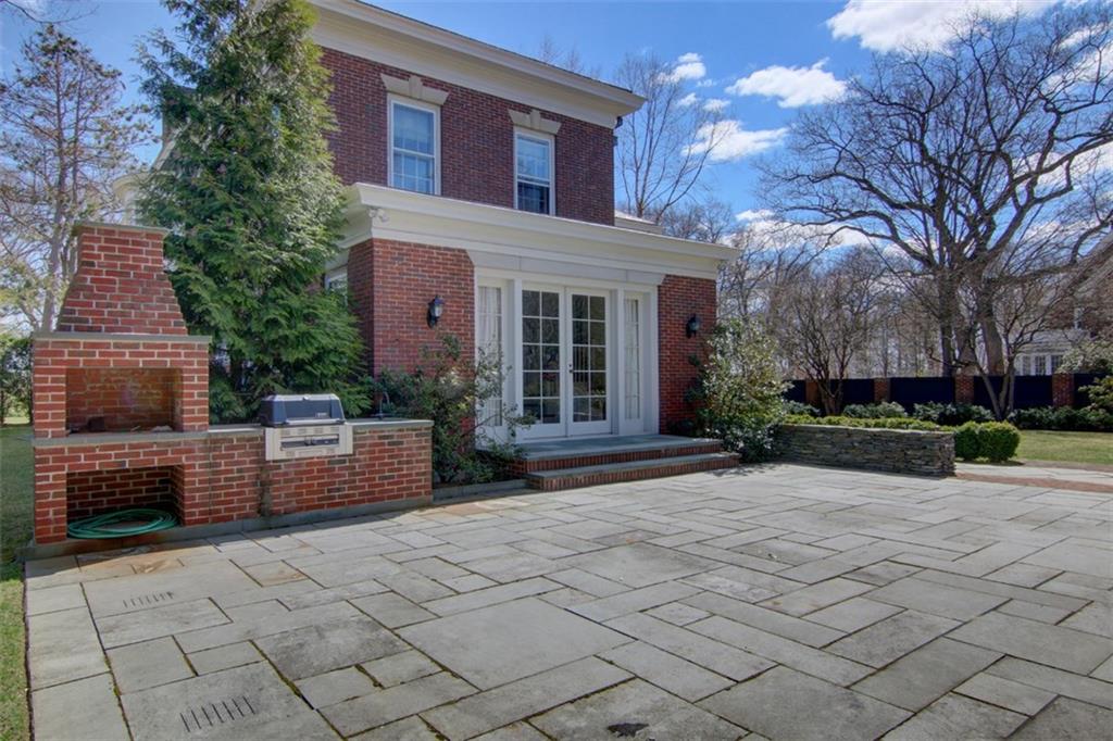 83 Loring Avenue, Providence, RI 02906 MLS 1154905 Lila Delman