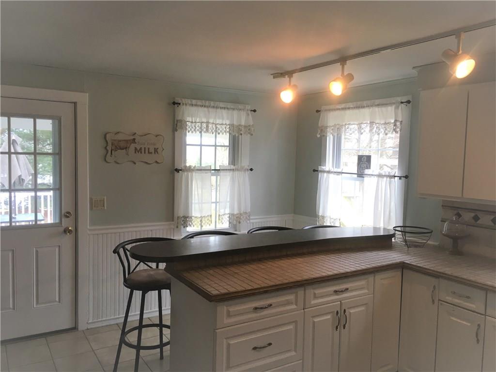 966 Saugatucket Road, South Kingstown