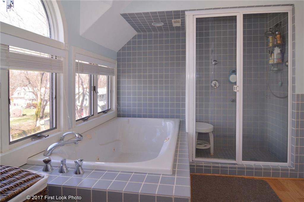 53 Fort Avenue, Unit1, Cranston, RI 02905 MLS 1156079 Lila Delman