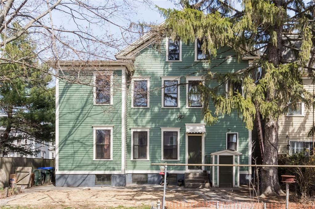 52 Chapin Avenue, Providence