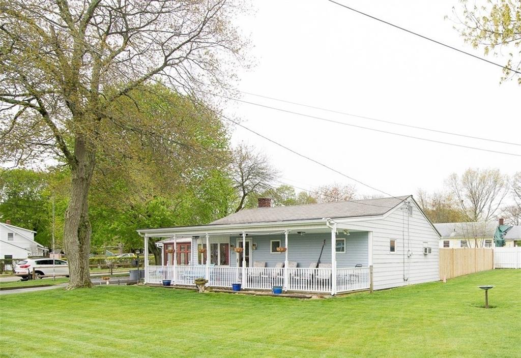 65 Middle Highway, Barrington, RI 02806 MLS 1157441 Lila Delman