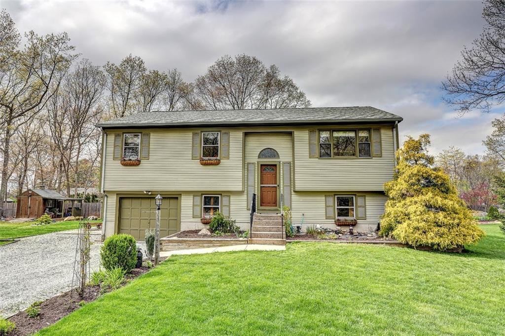 29 Clark Mill Street, Coventry, RI 02816 MLS 1158246 Lila Delman