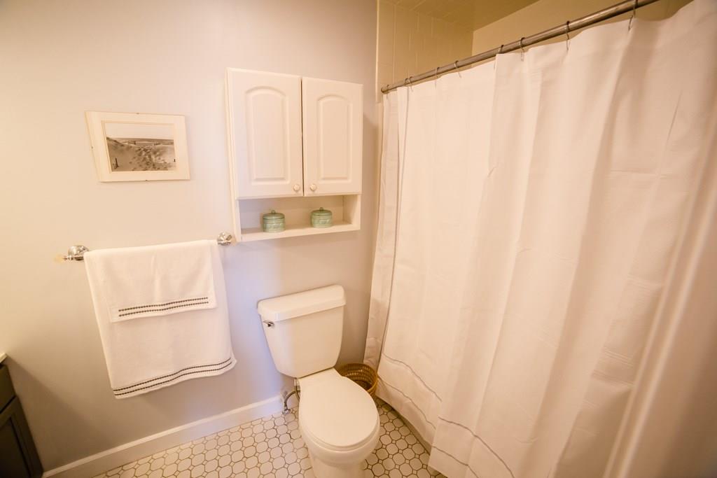 74 Sisson Pond Road, Portsmouth, RI 02871 MLS 1159554 Lila Delman