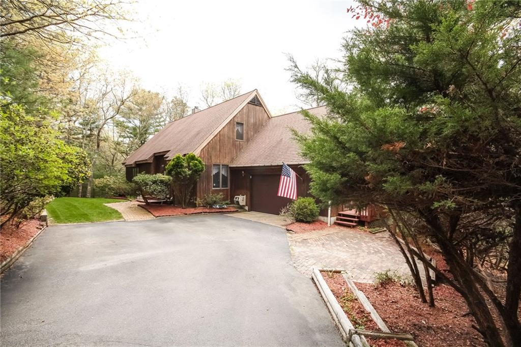 274 E Shannock Road, South Kingstown