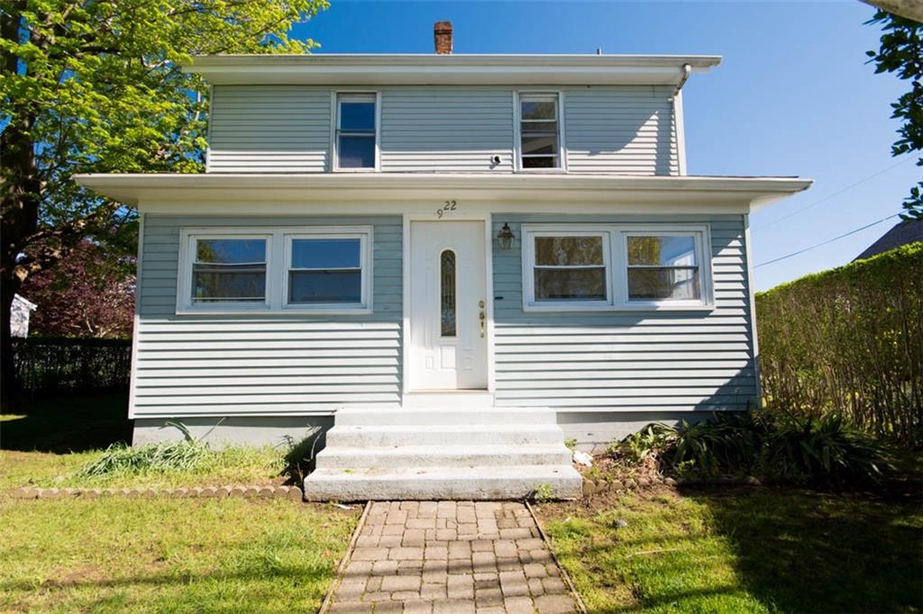 622 Green End Avenue, Middletown