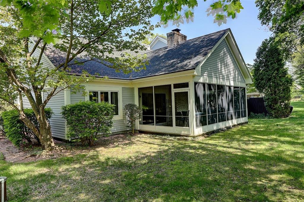 18 Bagy Wrinkle Cove, Unit18, Warren, RI 02885 MLS 1161068 Lila