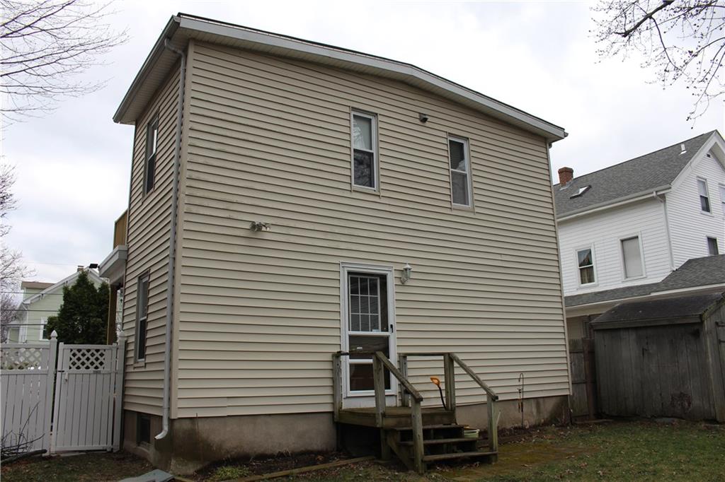 127 Grove Street, Lincoln, RI 02865 MLS 1164203 Lila Delman