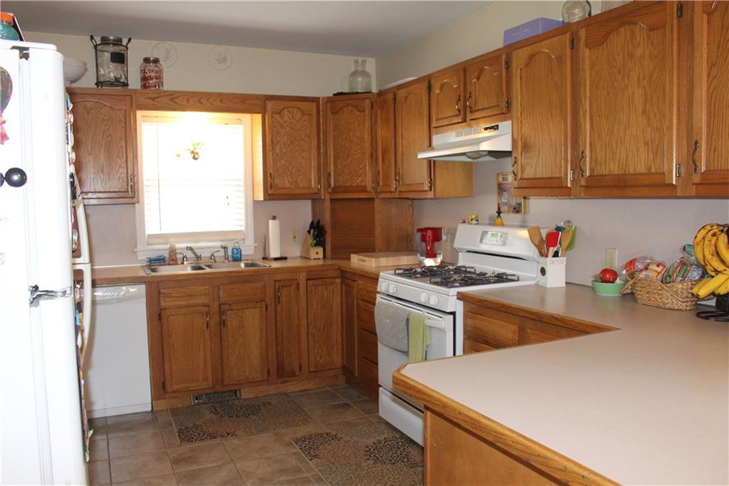 127 Grove Street, Lincoln, RI 02865 MLS 1164203 Lila Delman