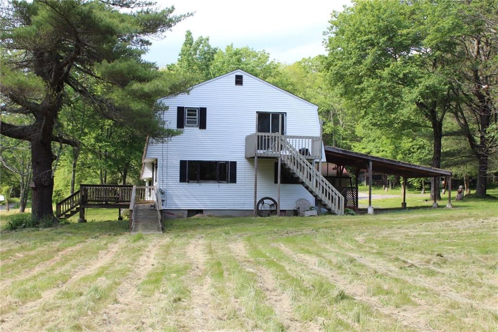 142 East Killingly Road, Foster